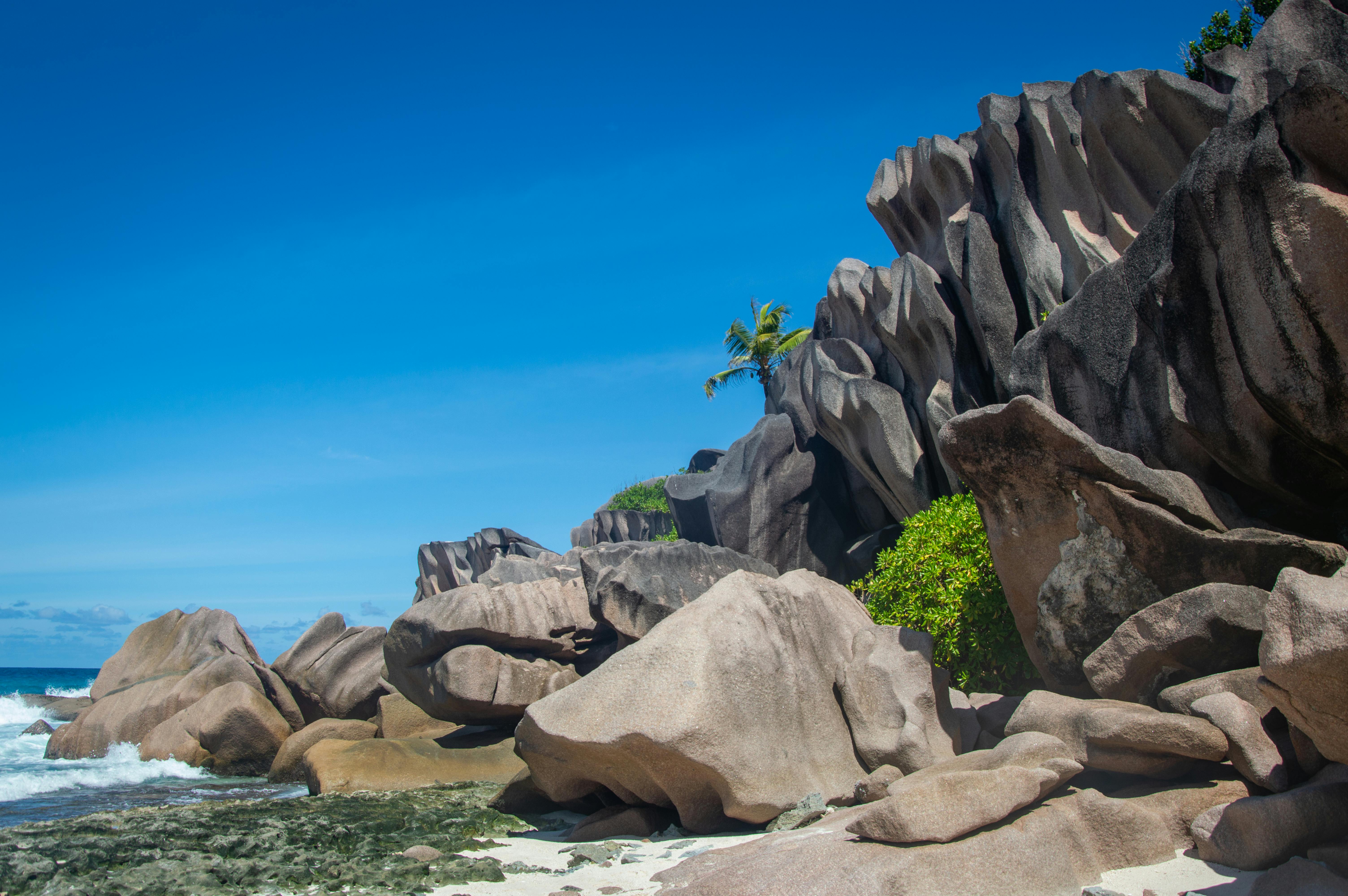 La Digue granite beach